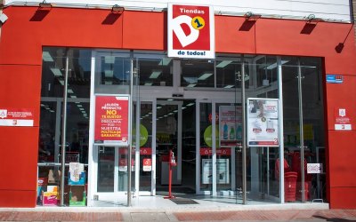 tiendas_D1-fachada